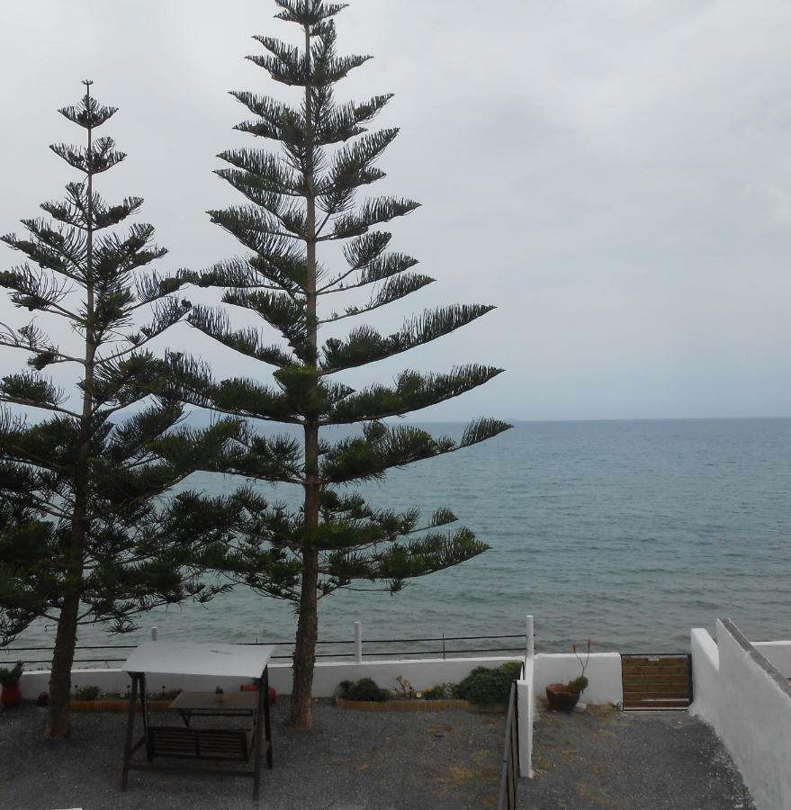 Frosso'S Sea Apartments Kokkini Hani Exterior foto