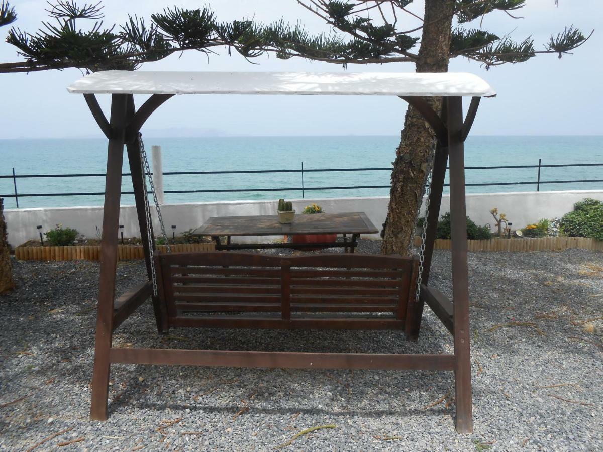 Frosso'S Sea Apartments Kokkini Hani Exterior foto